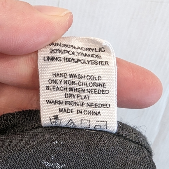 DIKALADY women's mixed media crochet knit sharkbite assymetrical tunic top - Picture 3 of 11